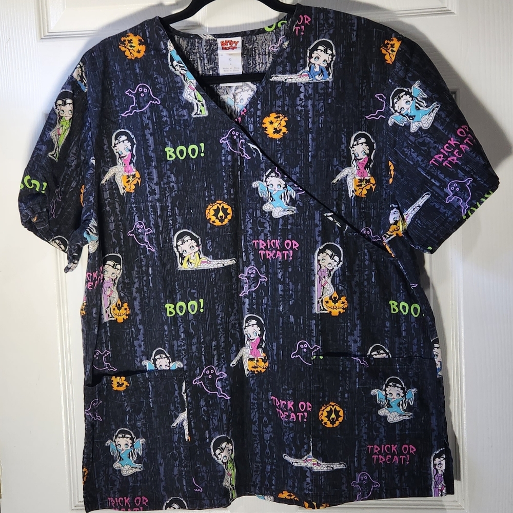Betty Boop Halloween medical scrubs top size Large